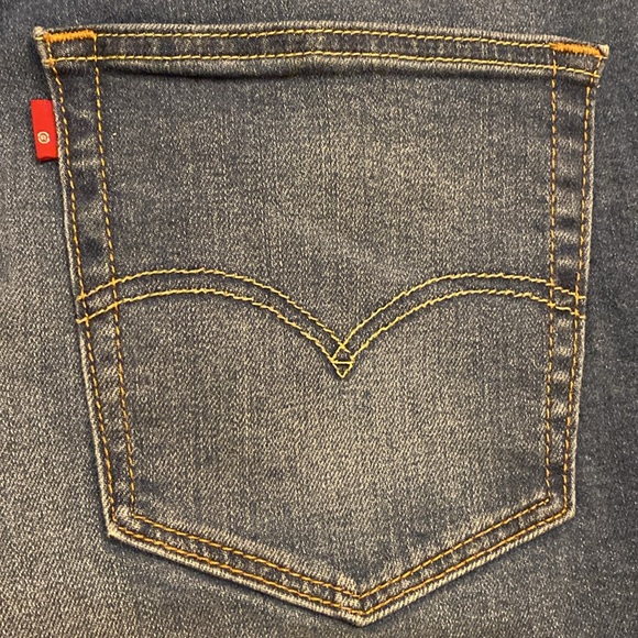 Men’s Levi 541 Jeans - Picture 5 of 11